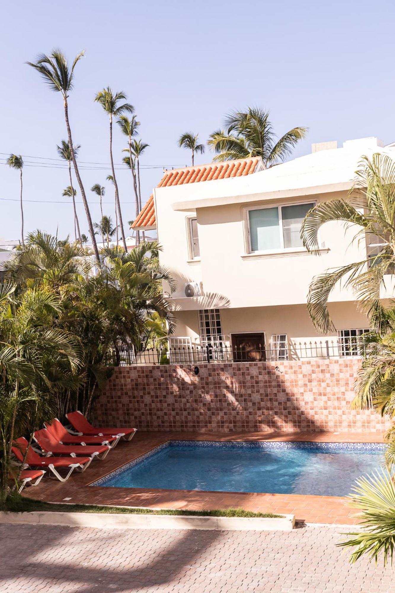 Hostal Las Rosas De Punta Cana Bagian luar foto