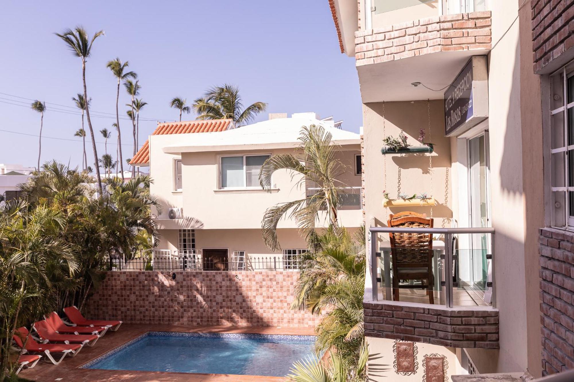 Hostal Las Rosas De Punta Cana Bagian luar foto