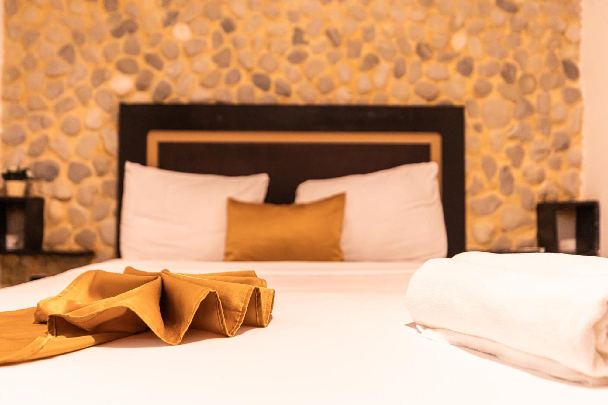Hostal Las Rosas De Punta Cana Bagian luar foto