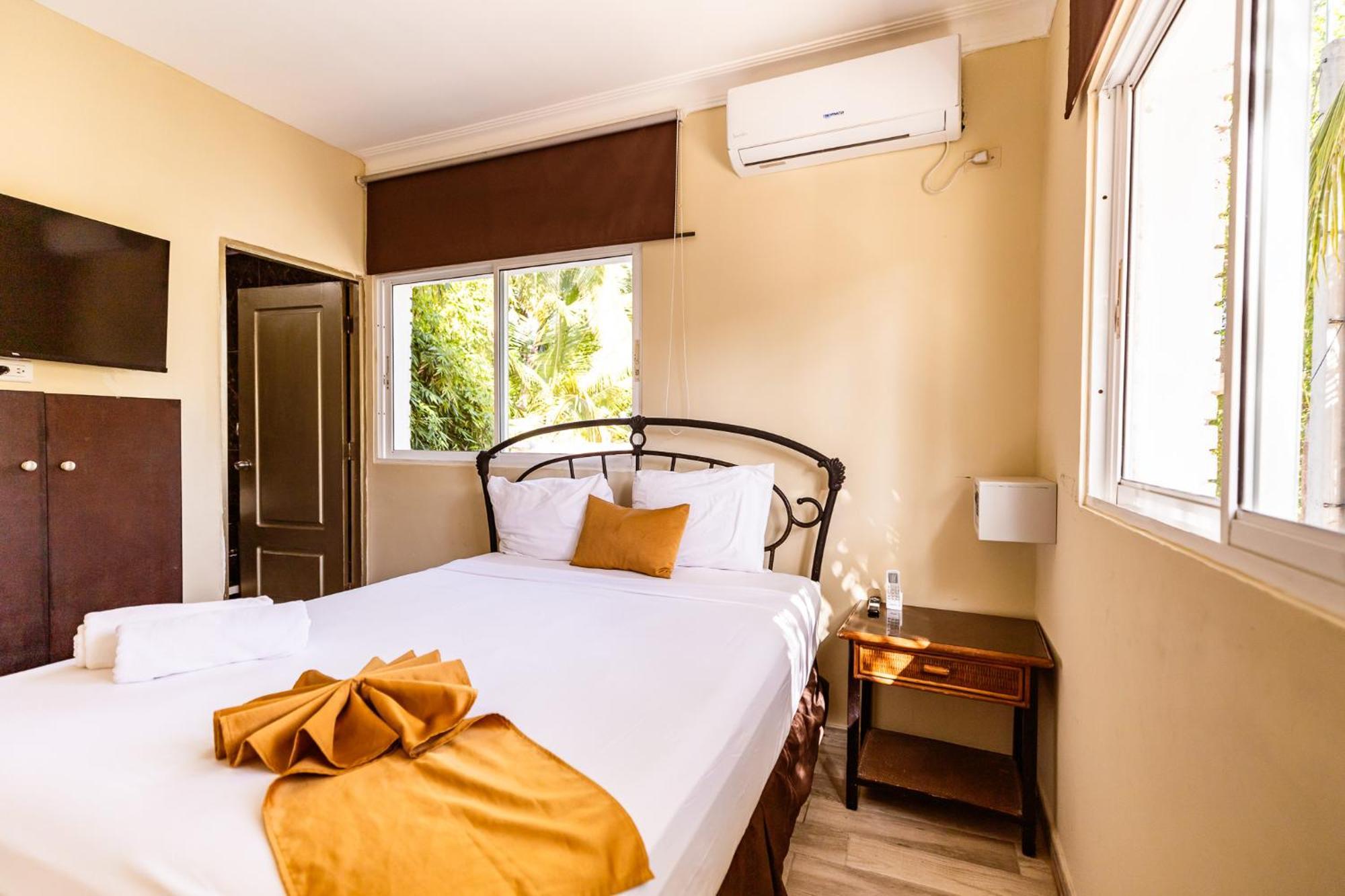 Hostal Las Rosas De Punta Cana Bagian luar foto